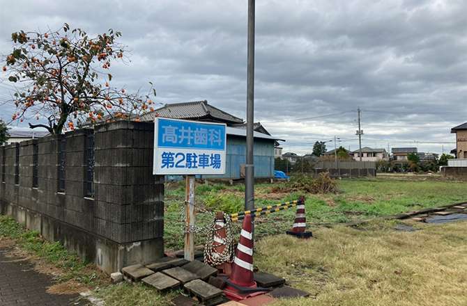 専用駐車場と駐輪場を完備